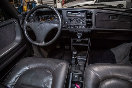 Phone holder for Saab 900 classic Vertical Parts you won't find anywhere else